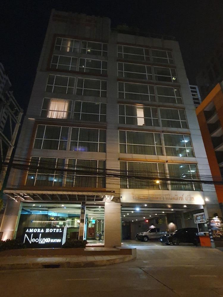 Amora Neoluxe 4*