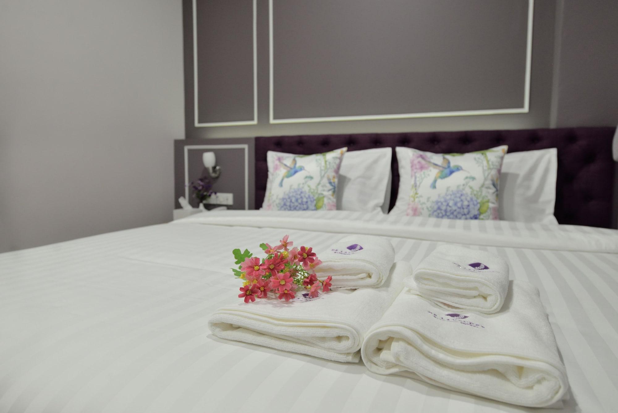 De Lavender Hotel 3*