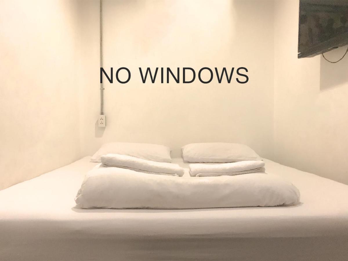 Hostel Holy Sheet