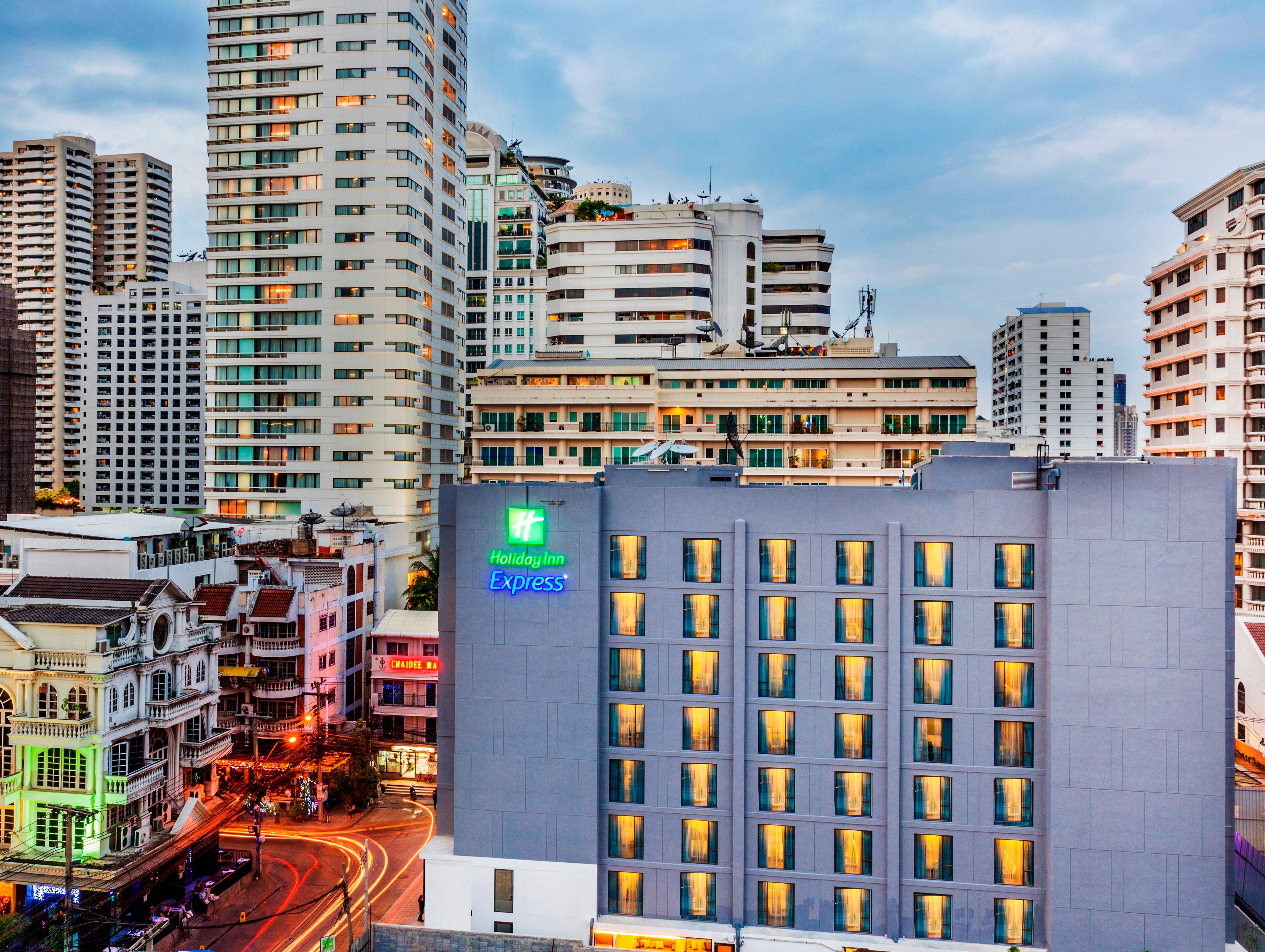 Express Sukhumvit 11 By Ihg Hotel