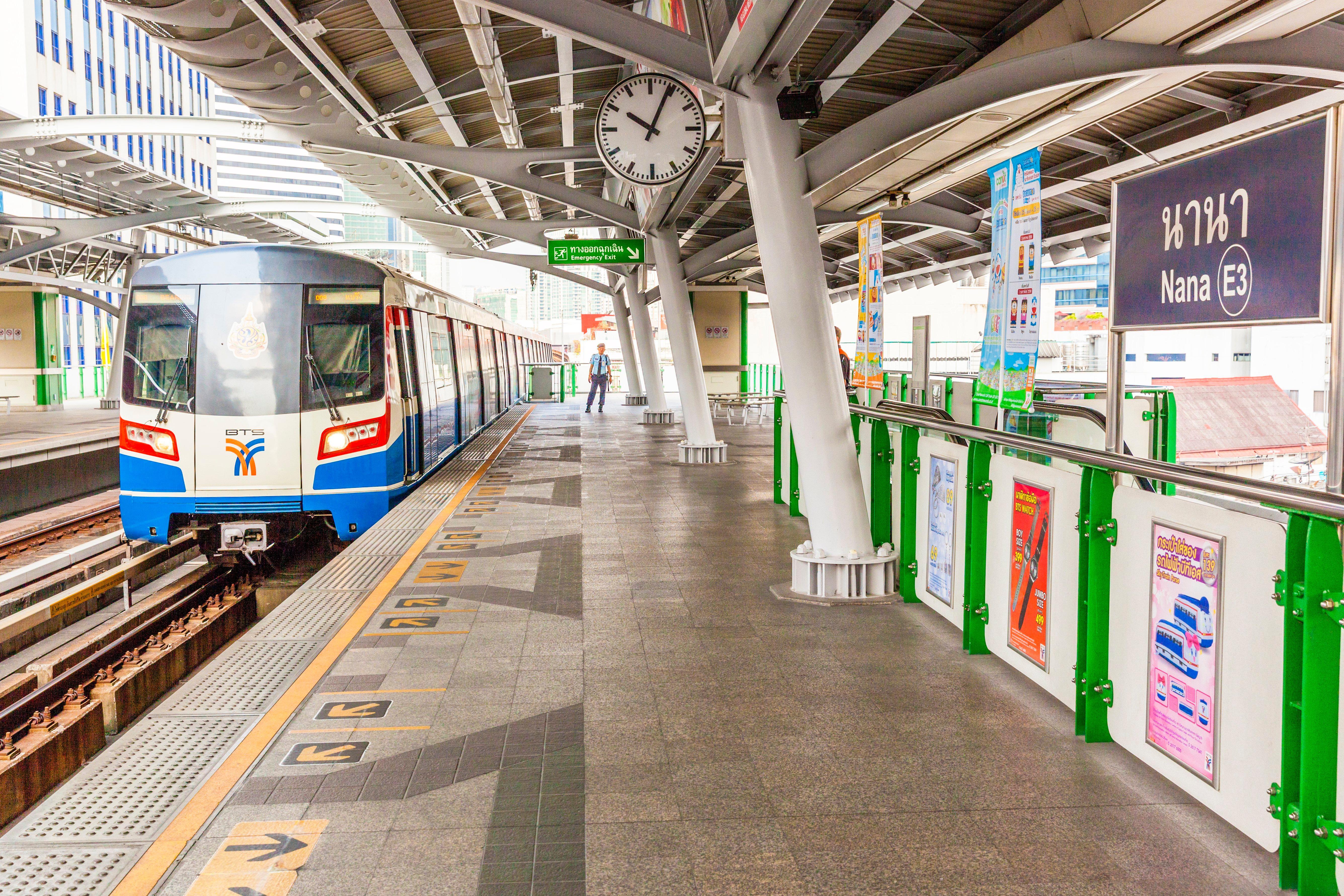 Express Sukhumvit 11 By Ihg Hotel