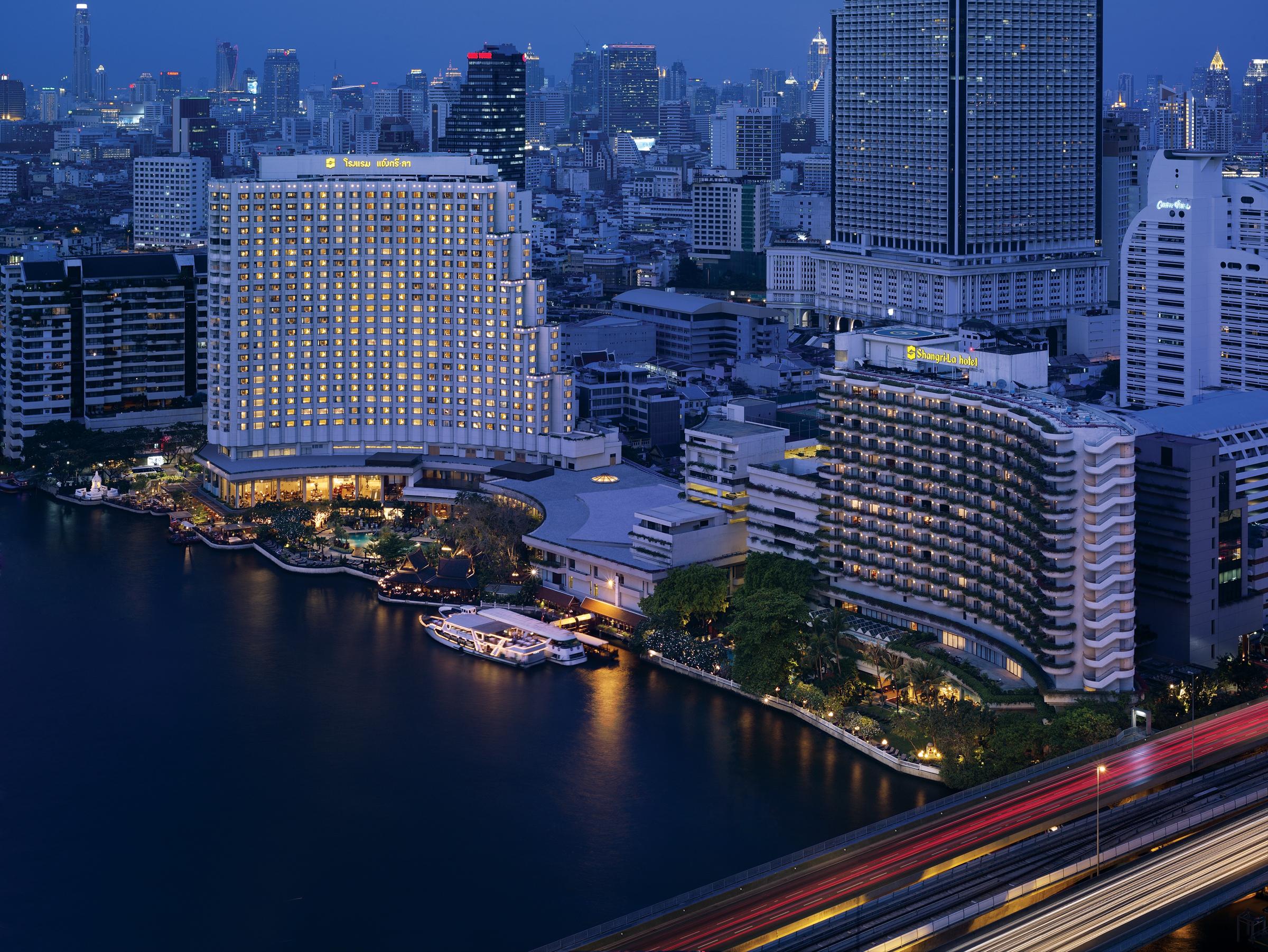 Hotel Shangri-la 5*