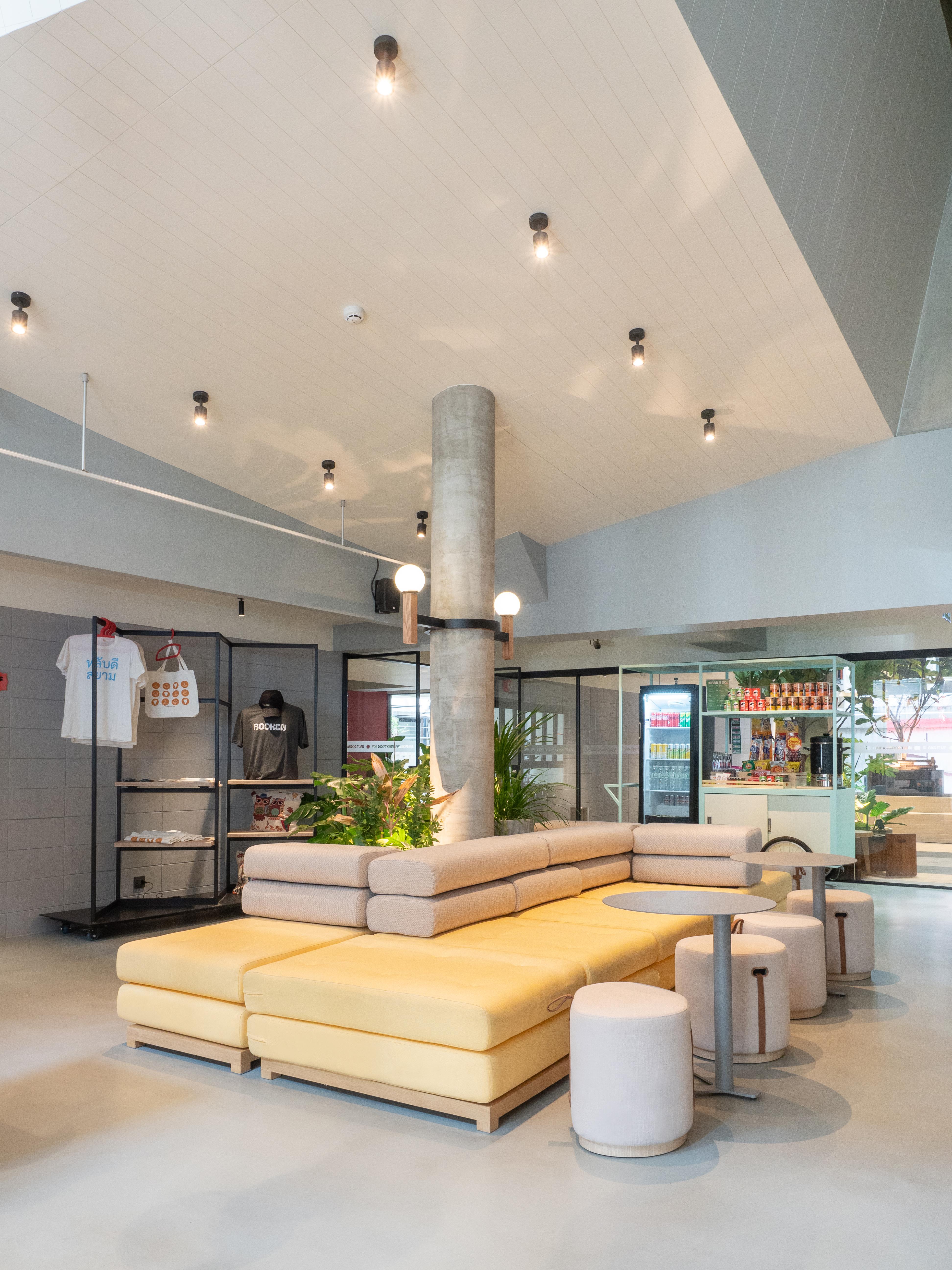 Lub D Siam - Opposite Mbk & Next To Skytrain - Perfect For Shopping Lovers! Hostel