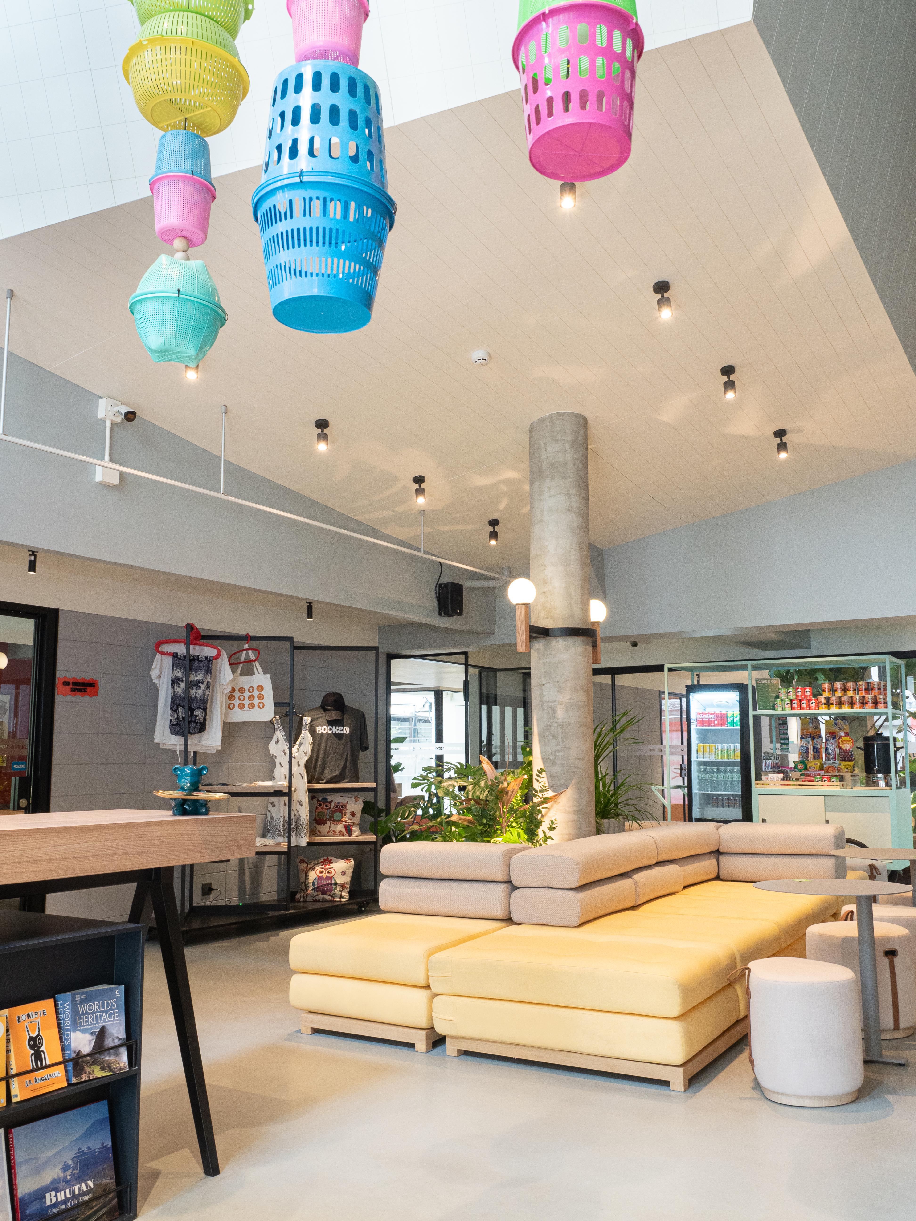 Lub D Siam - Opposite Mbk & Next To Skytrain - Perfect For Shopping Lovers! *