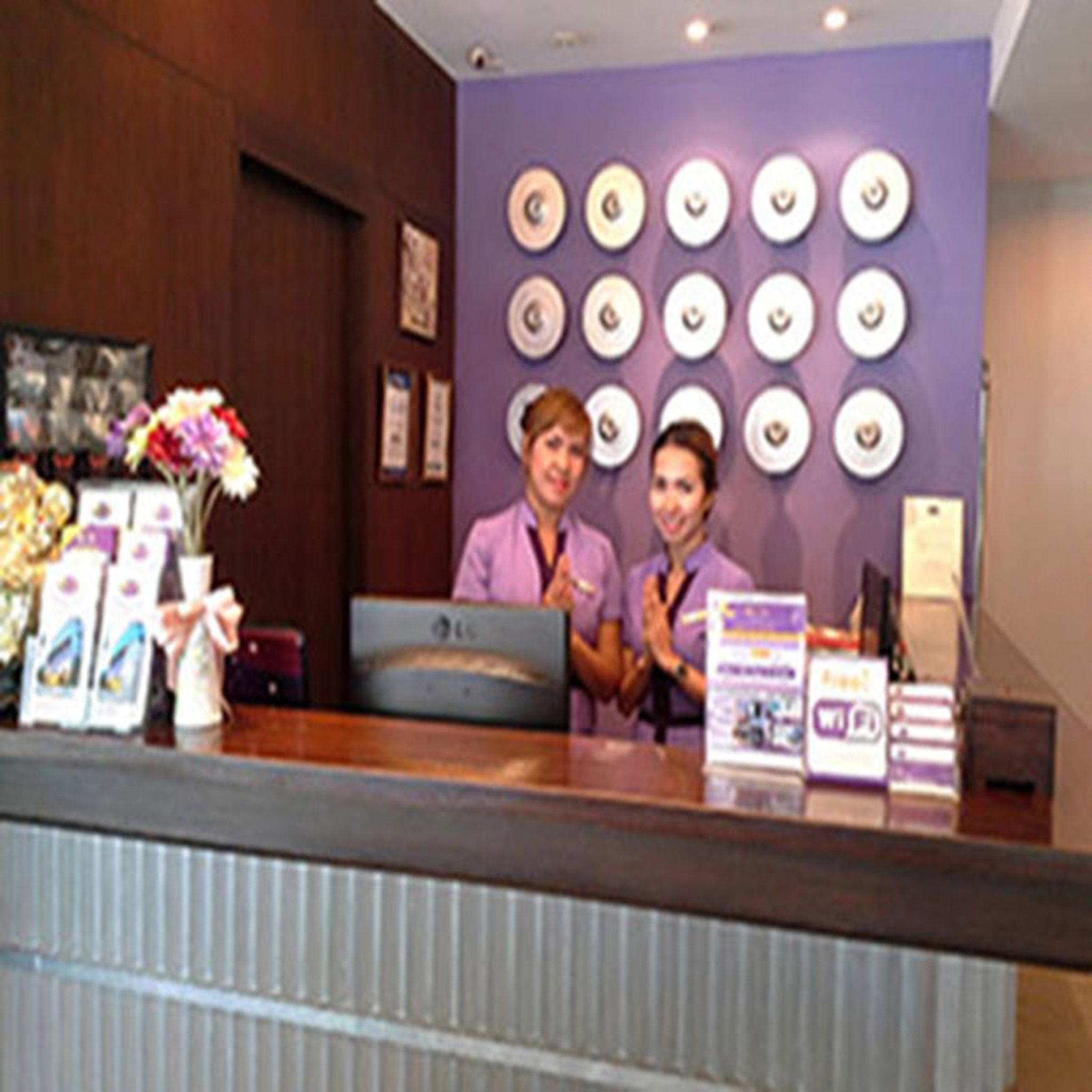 Sawasdee @ Sukhumvit Soi 8 Hotel