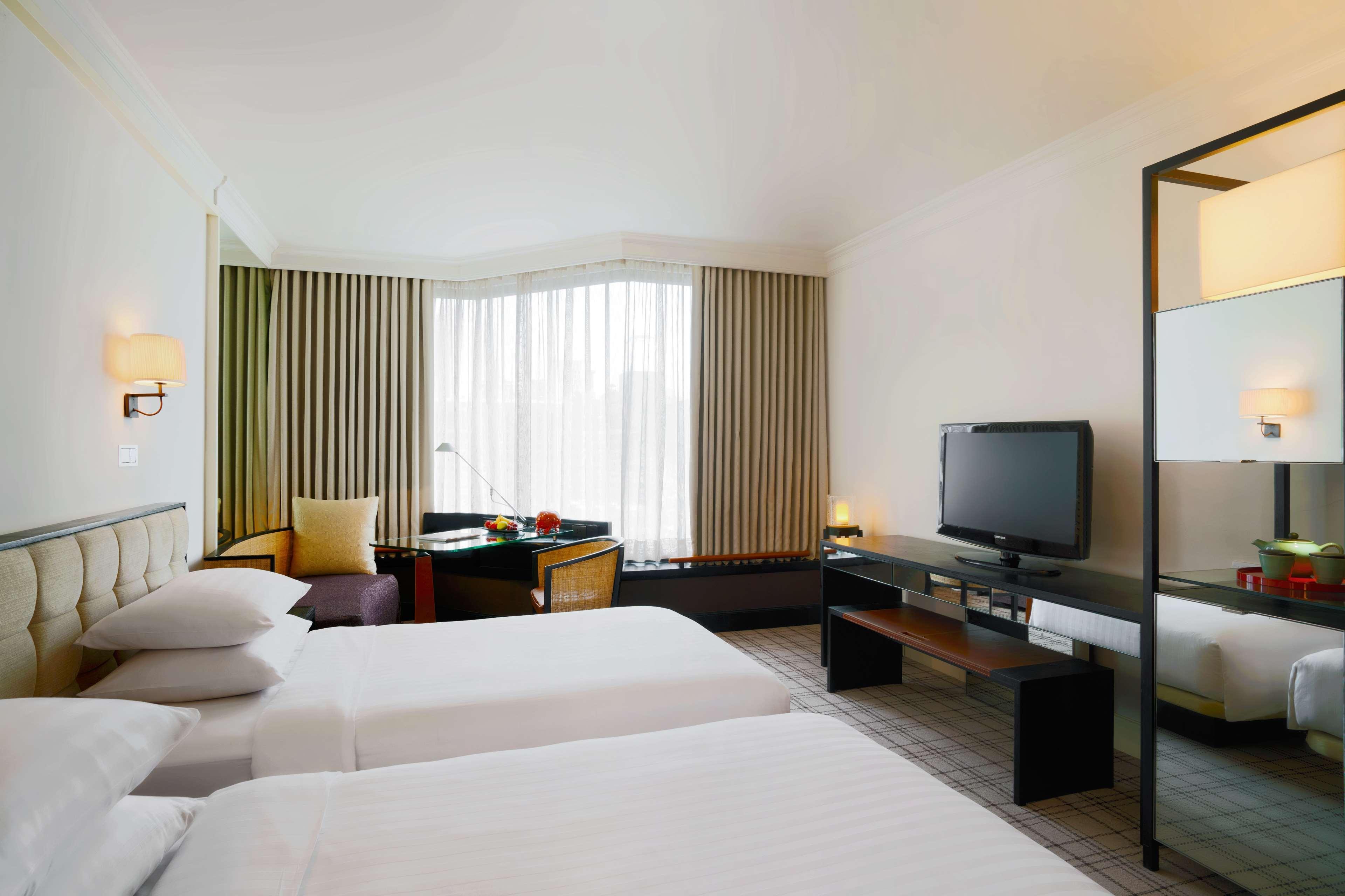Grand Hyatt Erawan - Sha Certified 5* Bangkok
