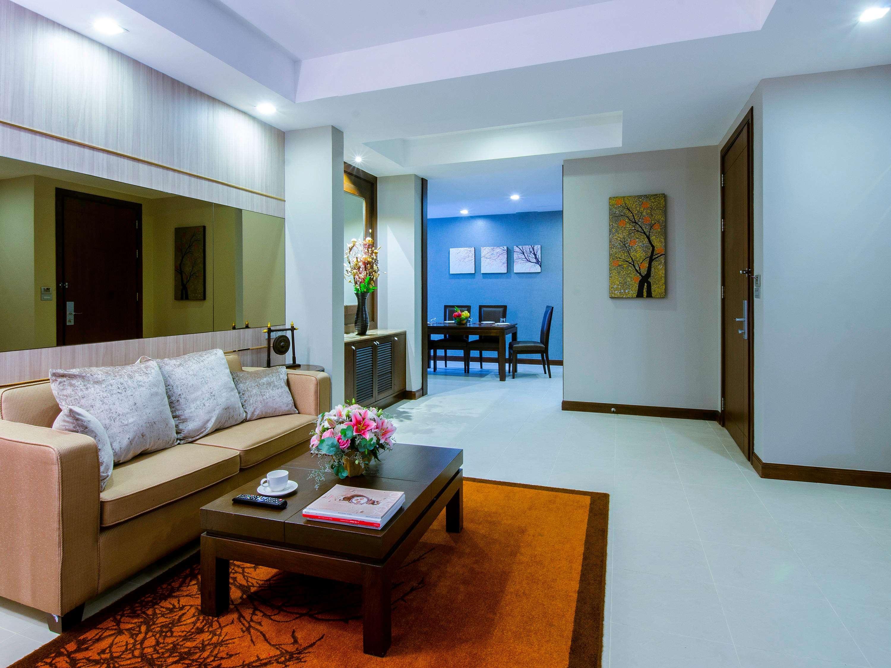 Grand Mercure Asoke Hotel