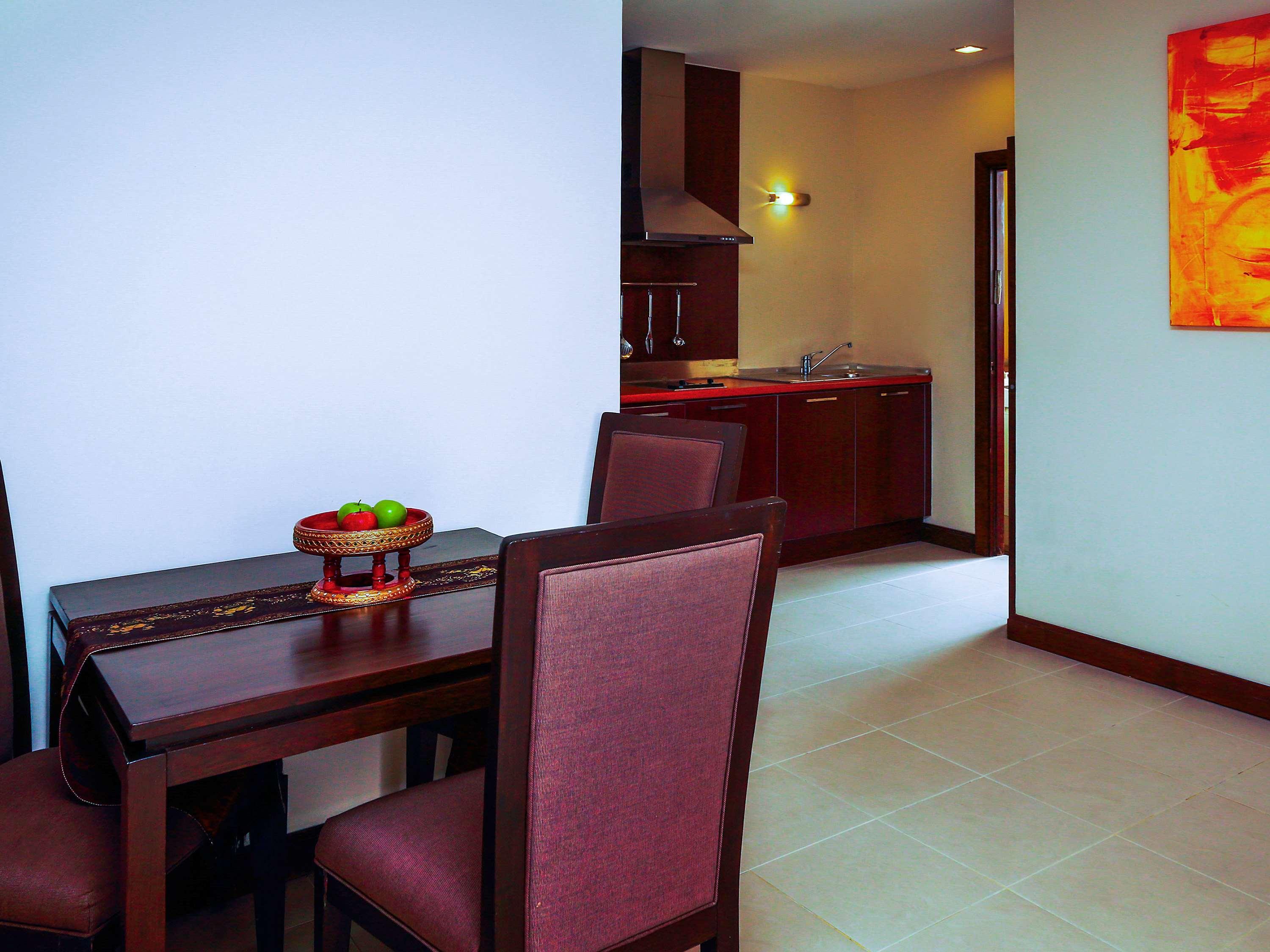 Grand Mercure Asoke 5*