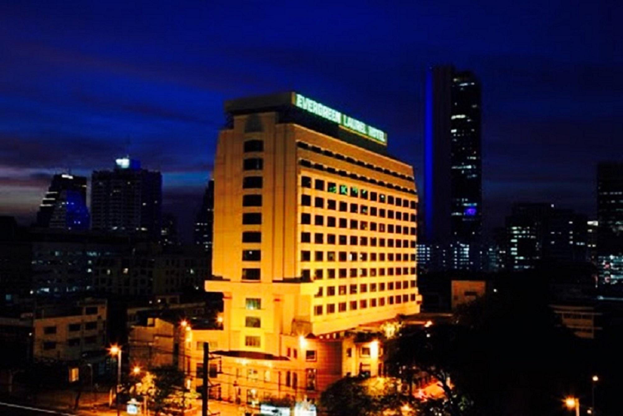 Evergreen Laurel 5*