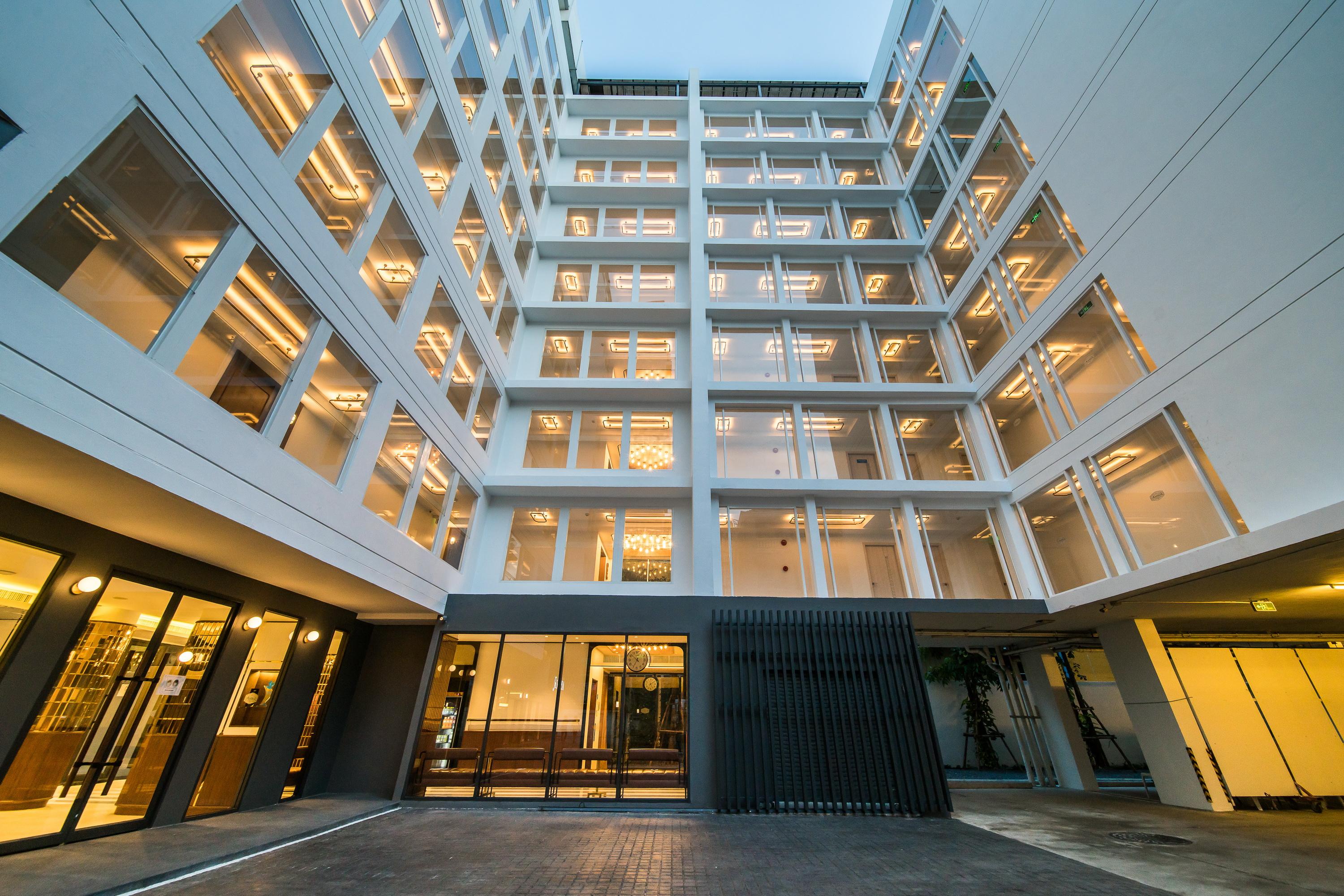 Amber Sukhumvit 85