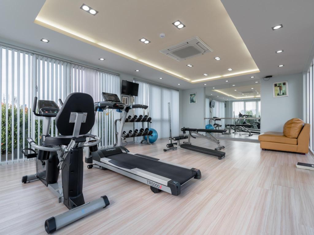 United Ekamai Aparthotel