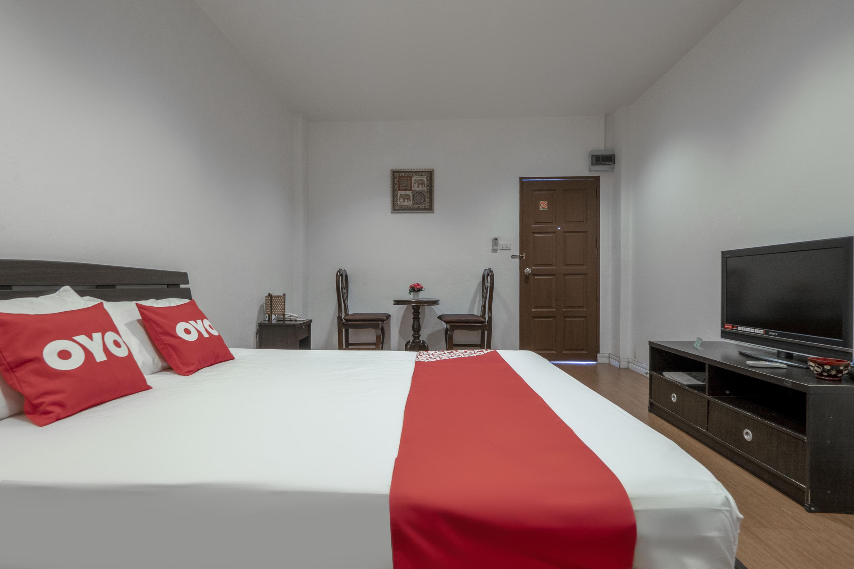 Oyo 1089 Baan Boran Hotel 2*