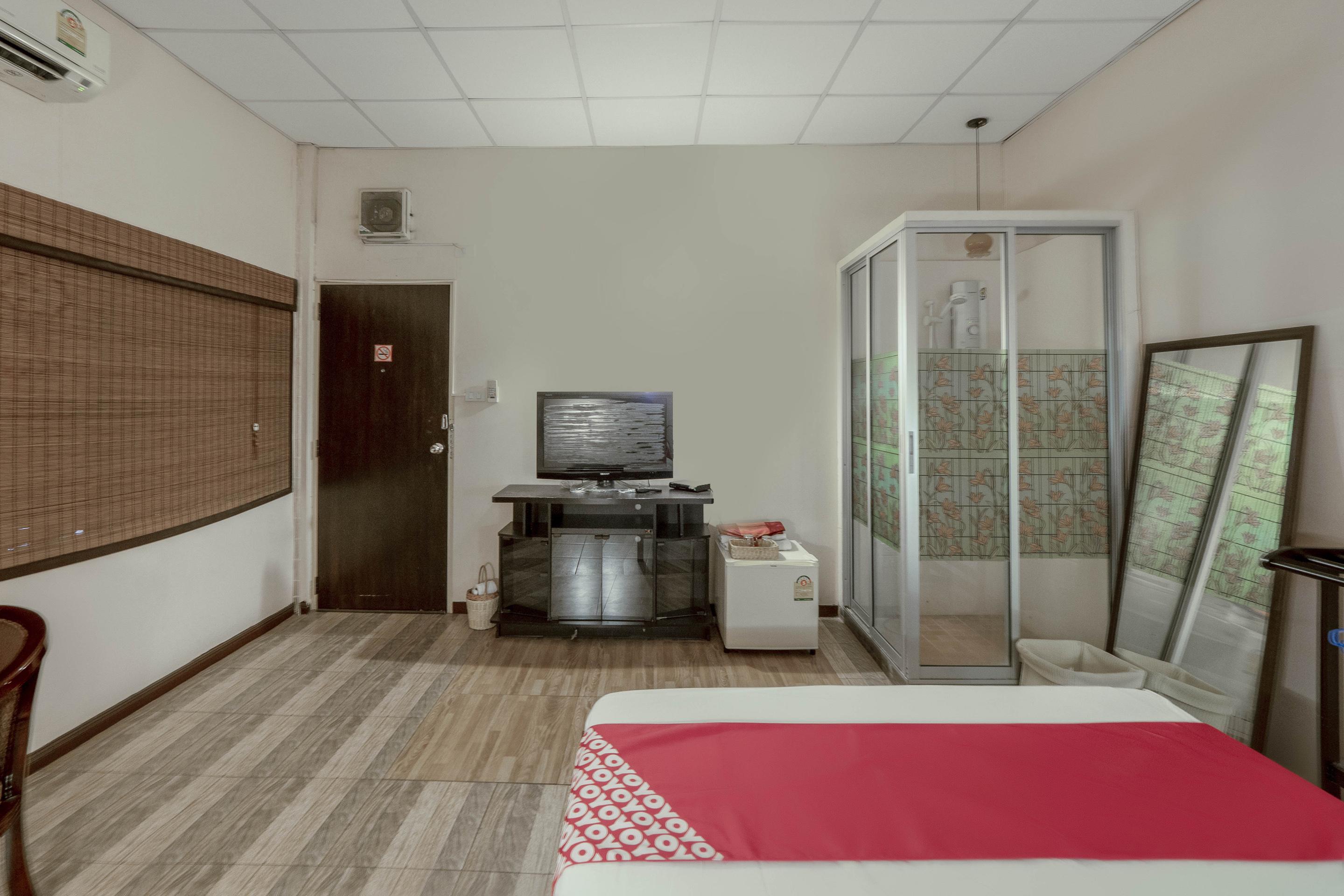 Hotel Oyo 1089 Baan Boran