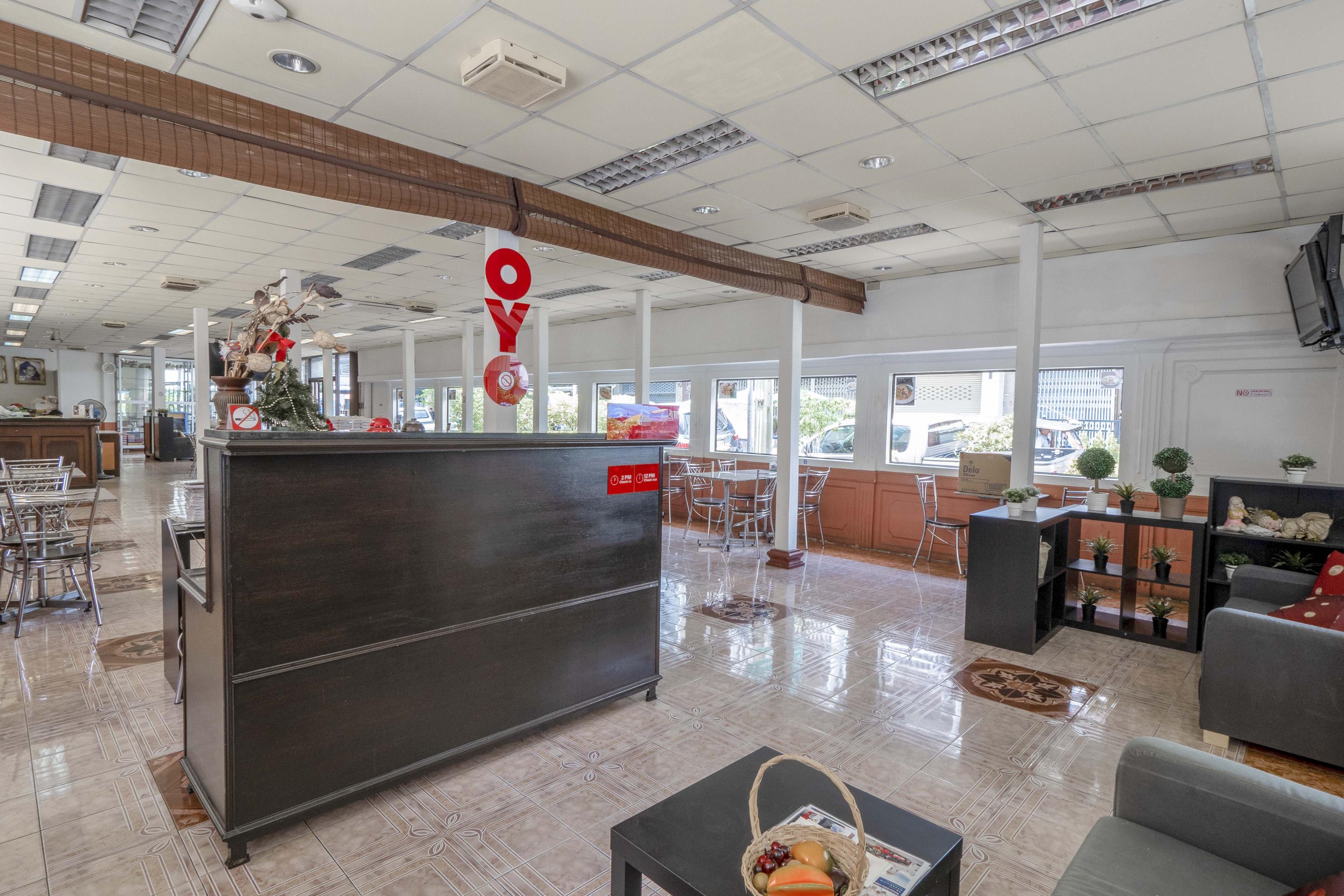 Oyo 1089 Baan Boran Hotel