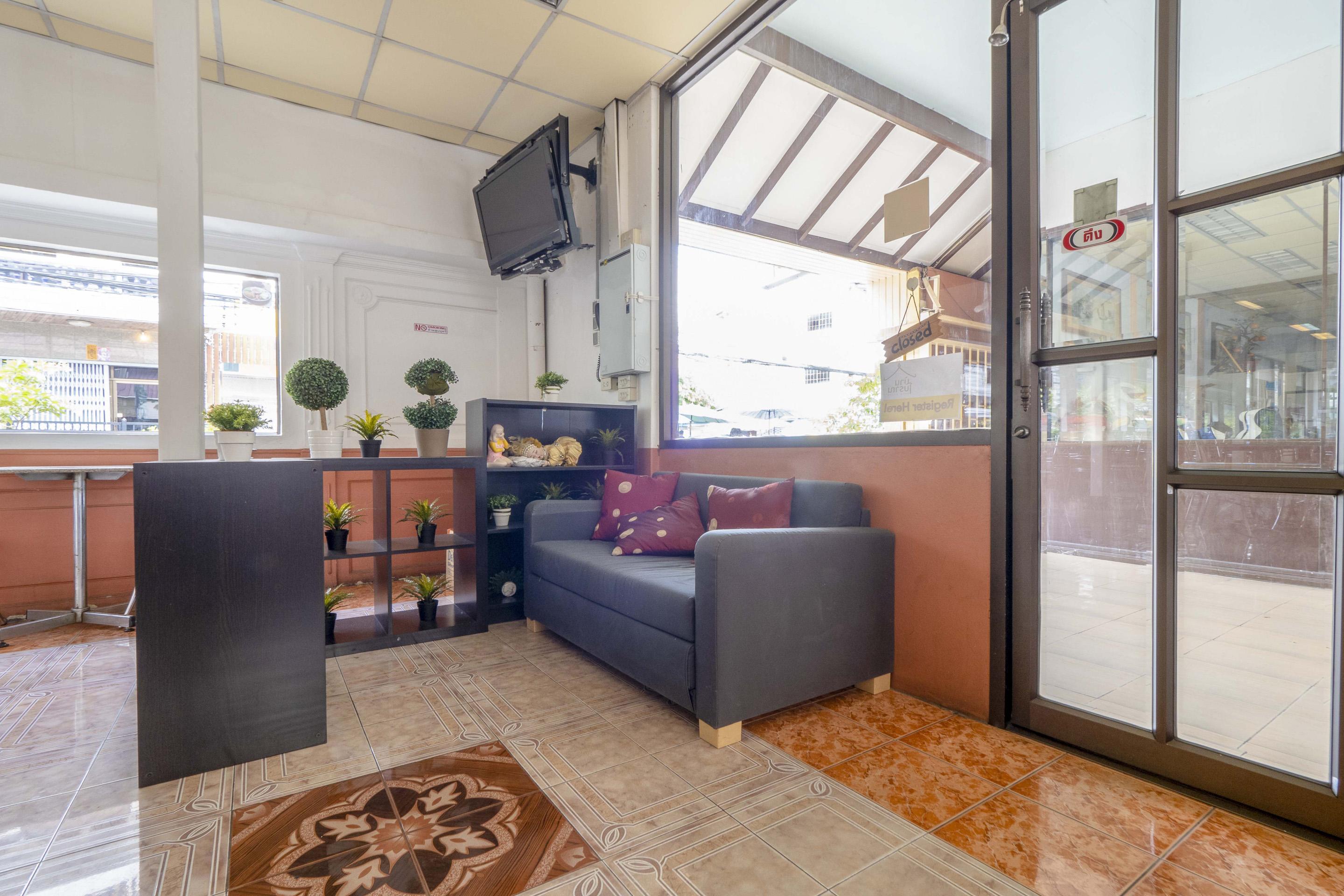 Hotel Oyo 1089 Baan Boran