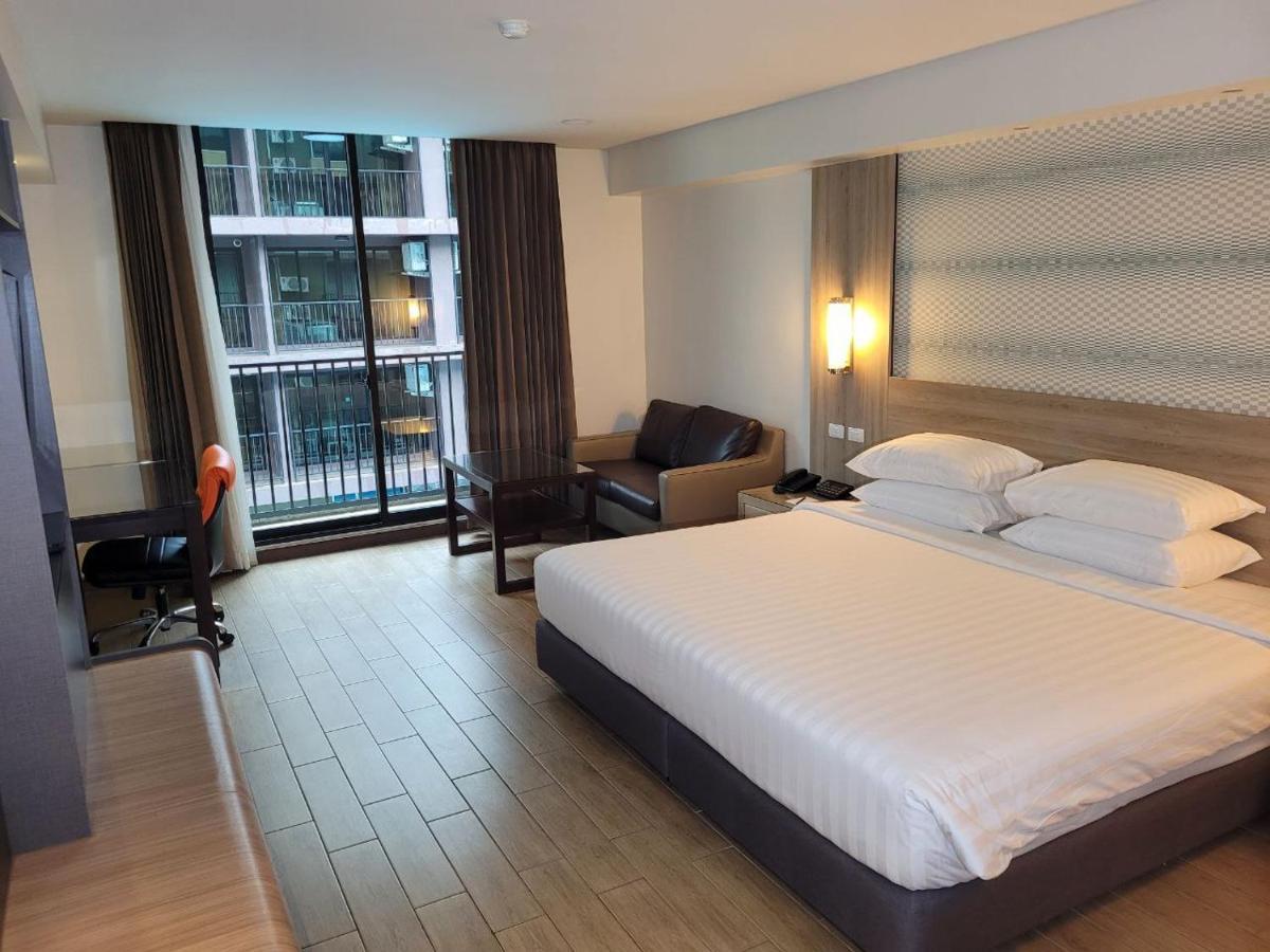 Hotel Dynasty Grande