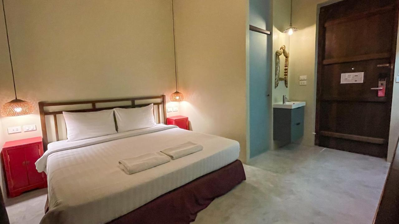 Hotel Villa Bangkok 3*