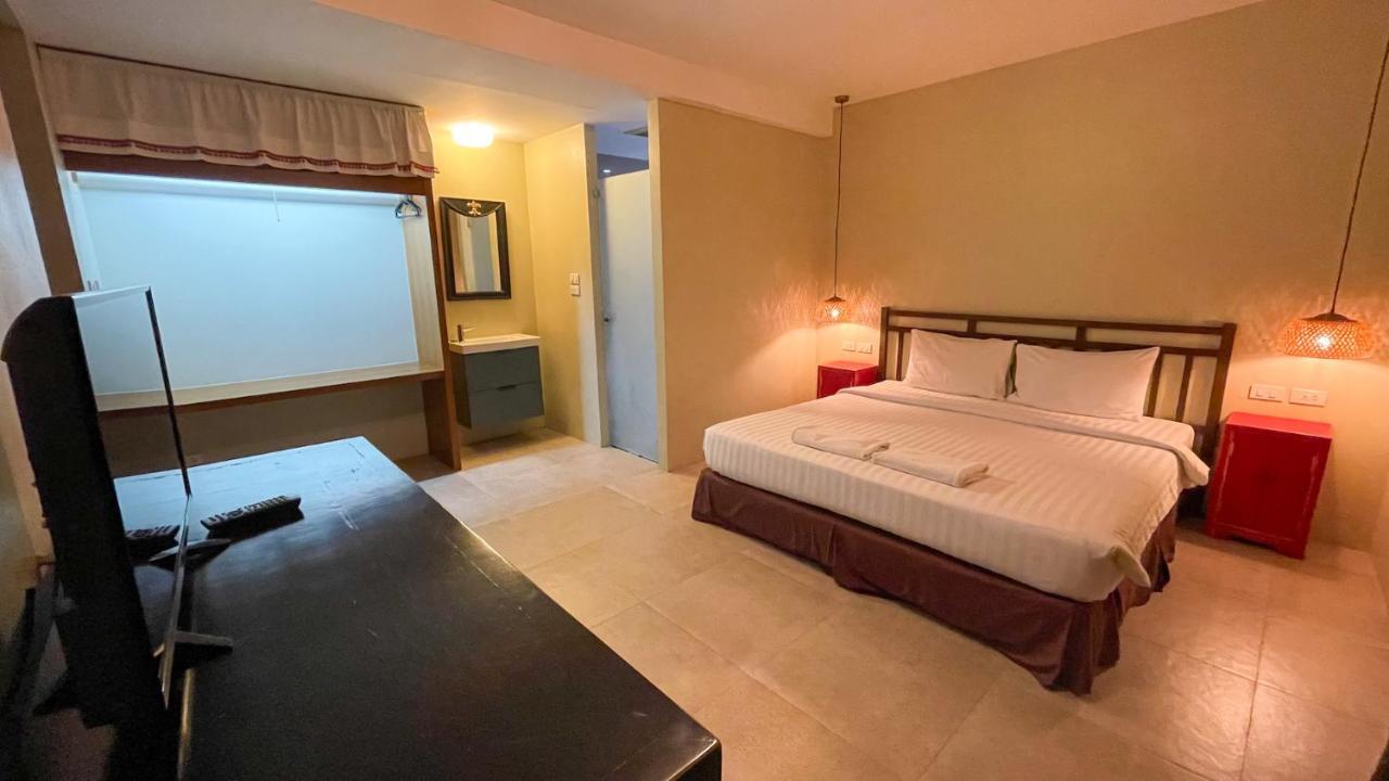Hotel Villa Bangkok 3*