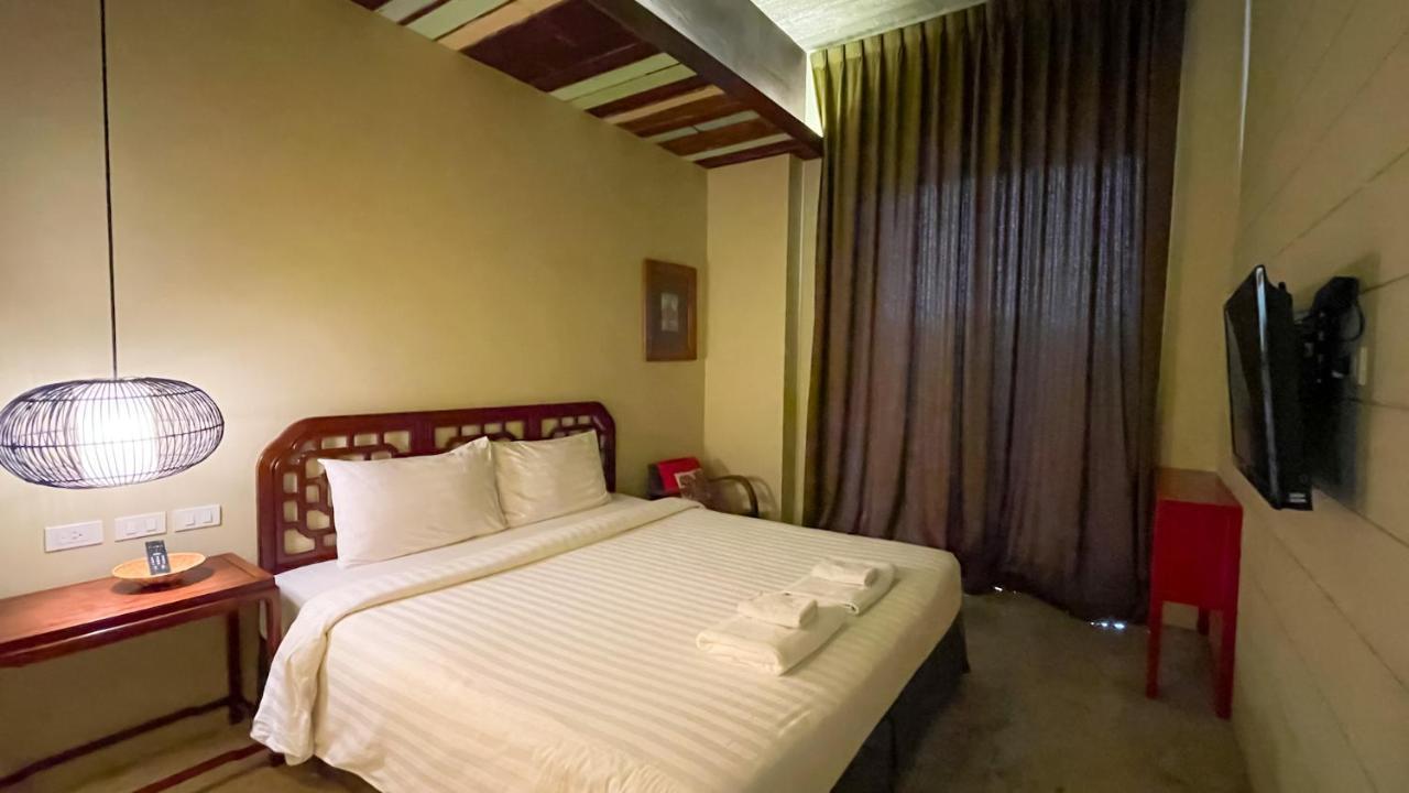 Hotel Villa Bangkok 3*