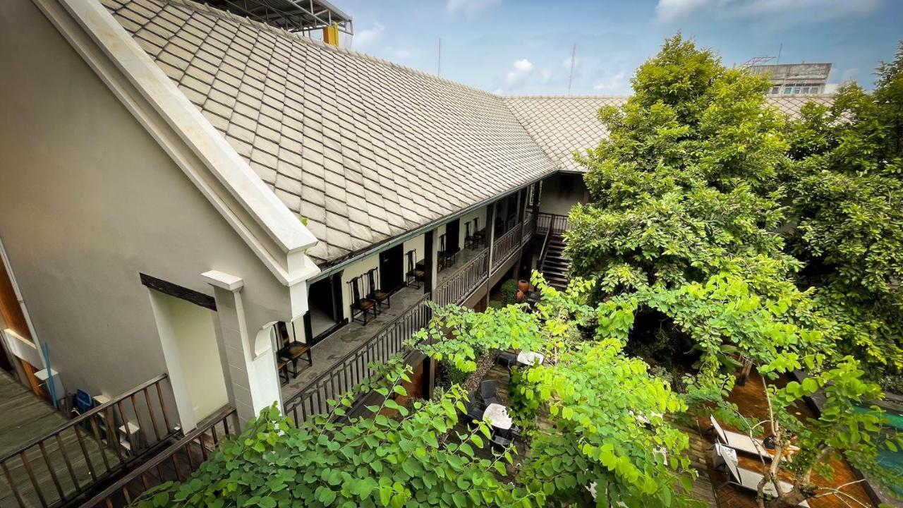 Hotel Villa Bangkok 3*