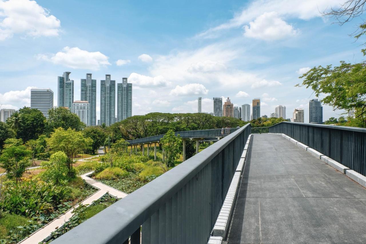 Shama Lakeview Asoke Hotel
