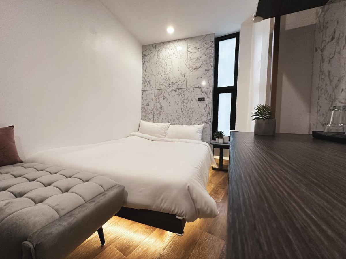 Hotel Livinn91 3*