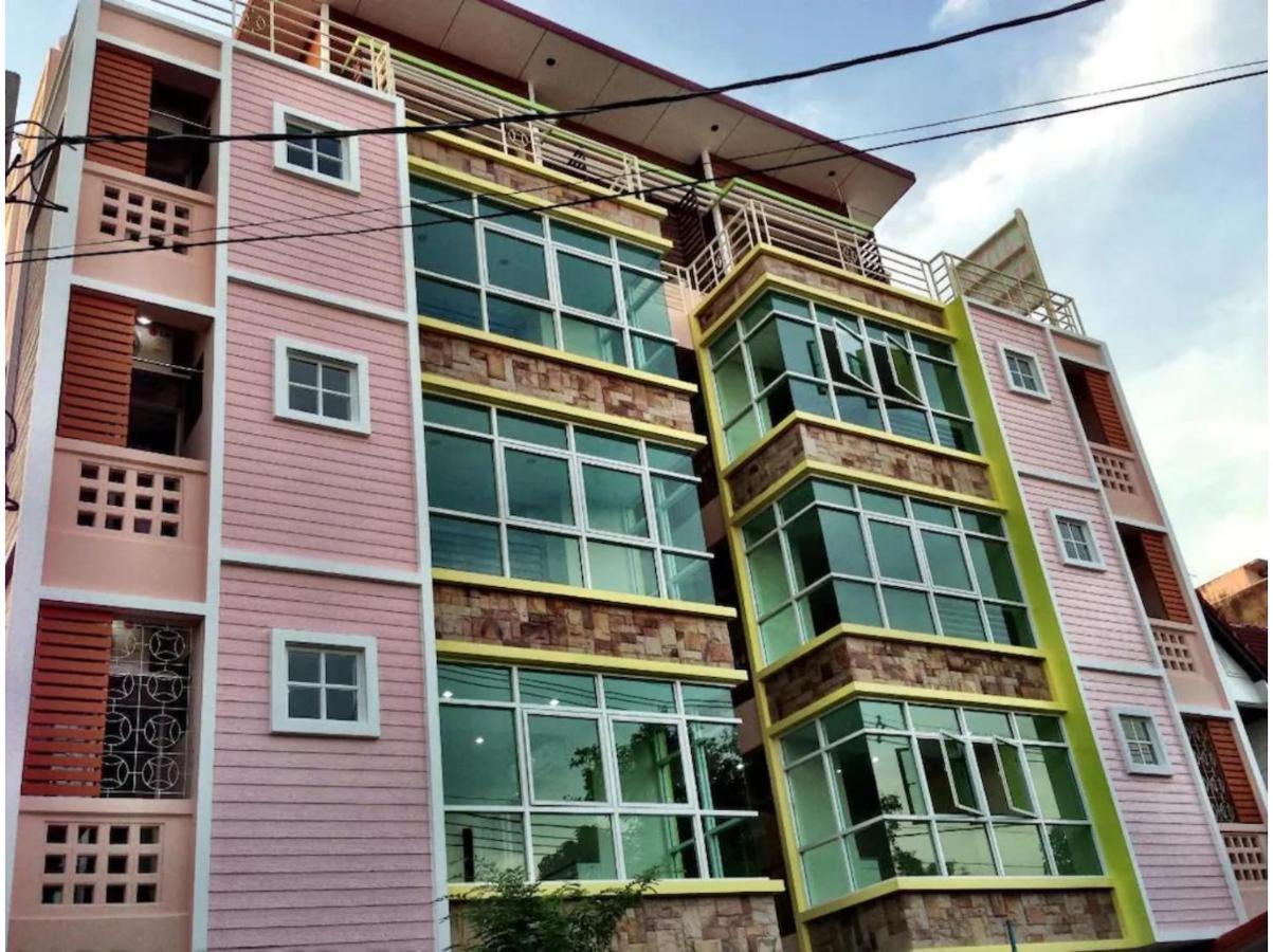 Oyo 75405 Ladda Place Hotel 3*