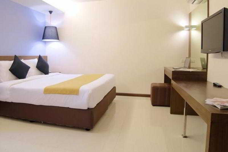 Grand Alpine 3* Banguecoque