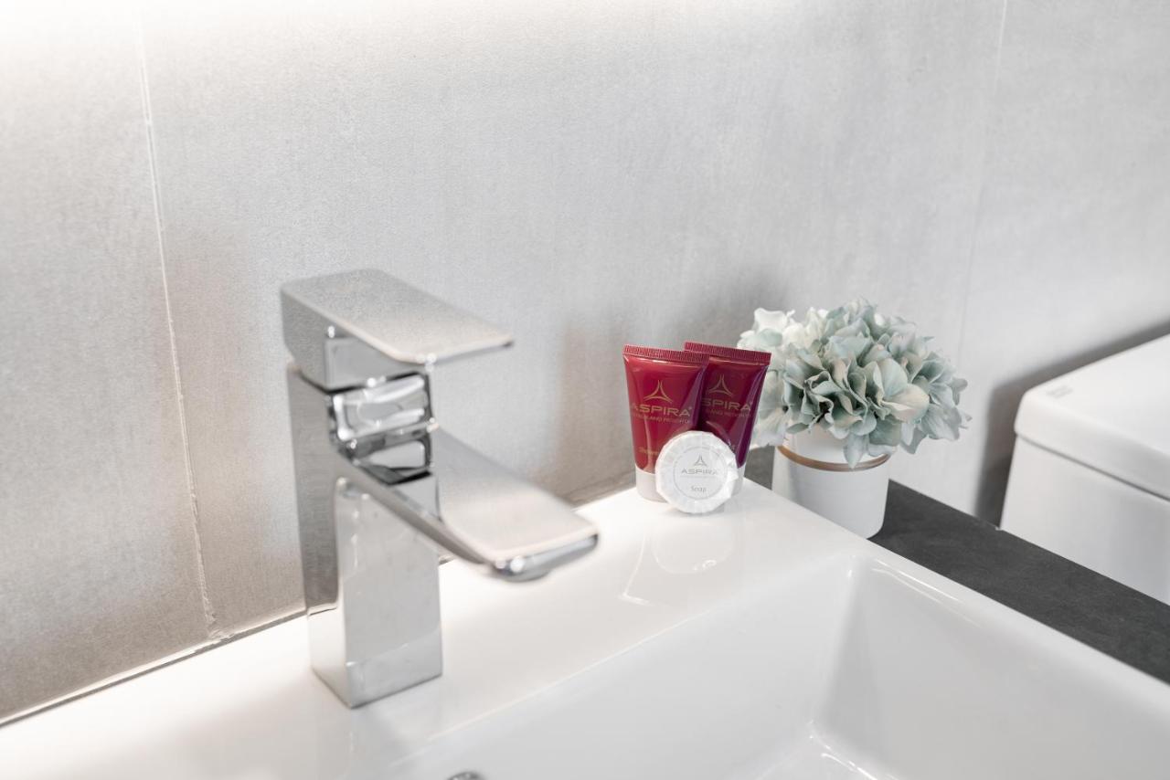 Hotel Aspira Gems Center Silom 4*