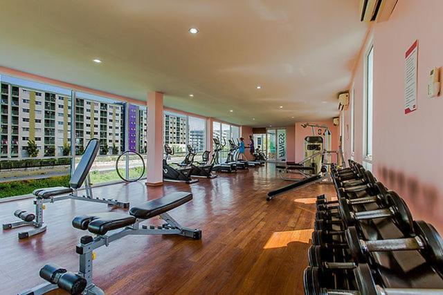 Apartment Lovely Next To Bkk Airport, Food Marts, Quiet Place To