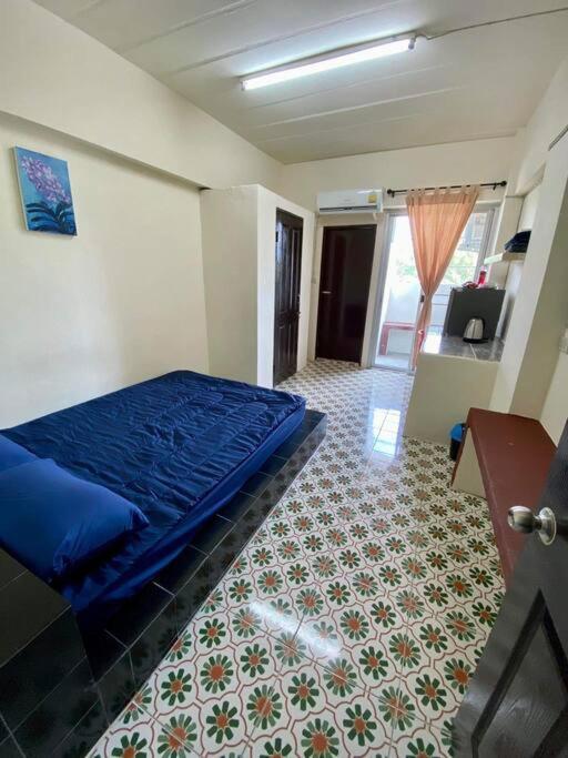 Ratanawong Place 815 Apartment *