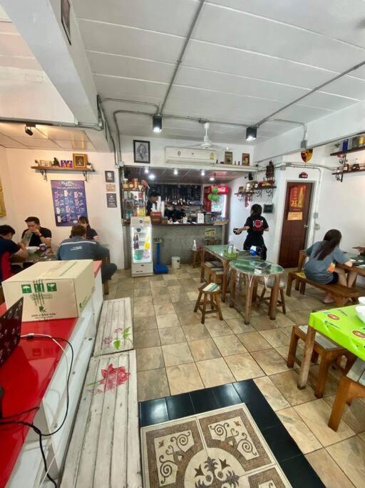 Ratanawong Place 815