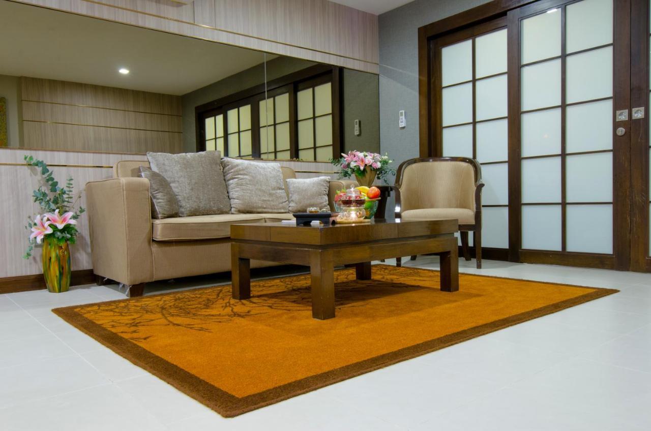 Grand Asoke Boutique Hotel