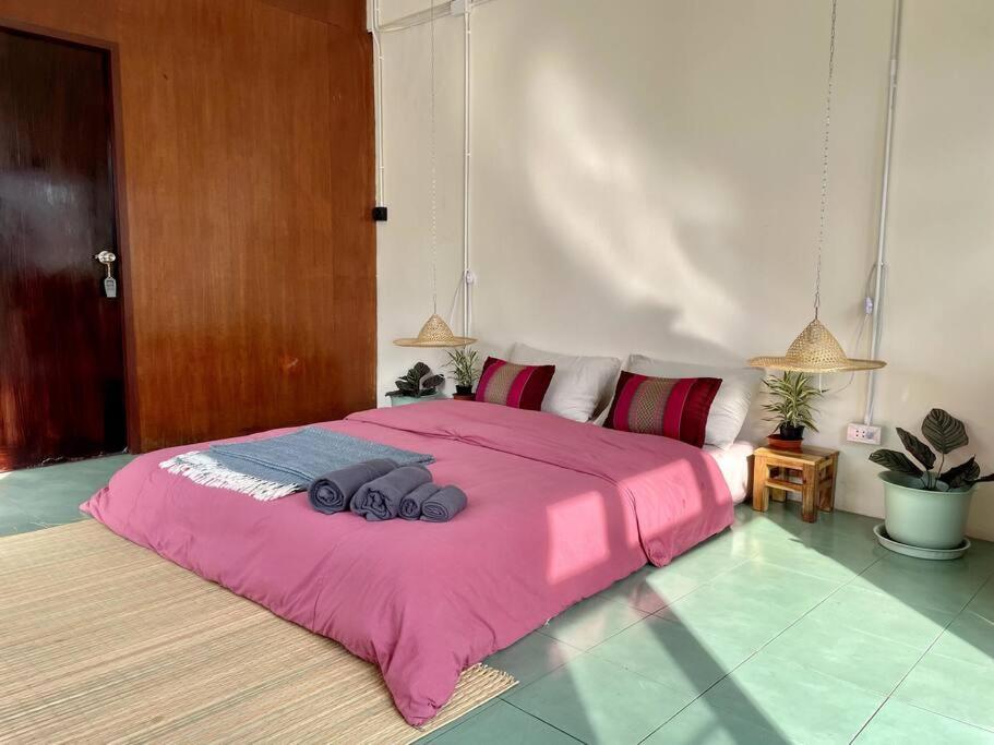Baan Khaosoi - Private In A Rooftop 2nd Floor Hostel Bangkok