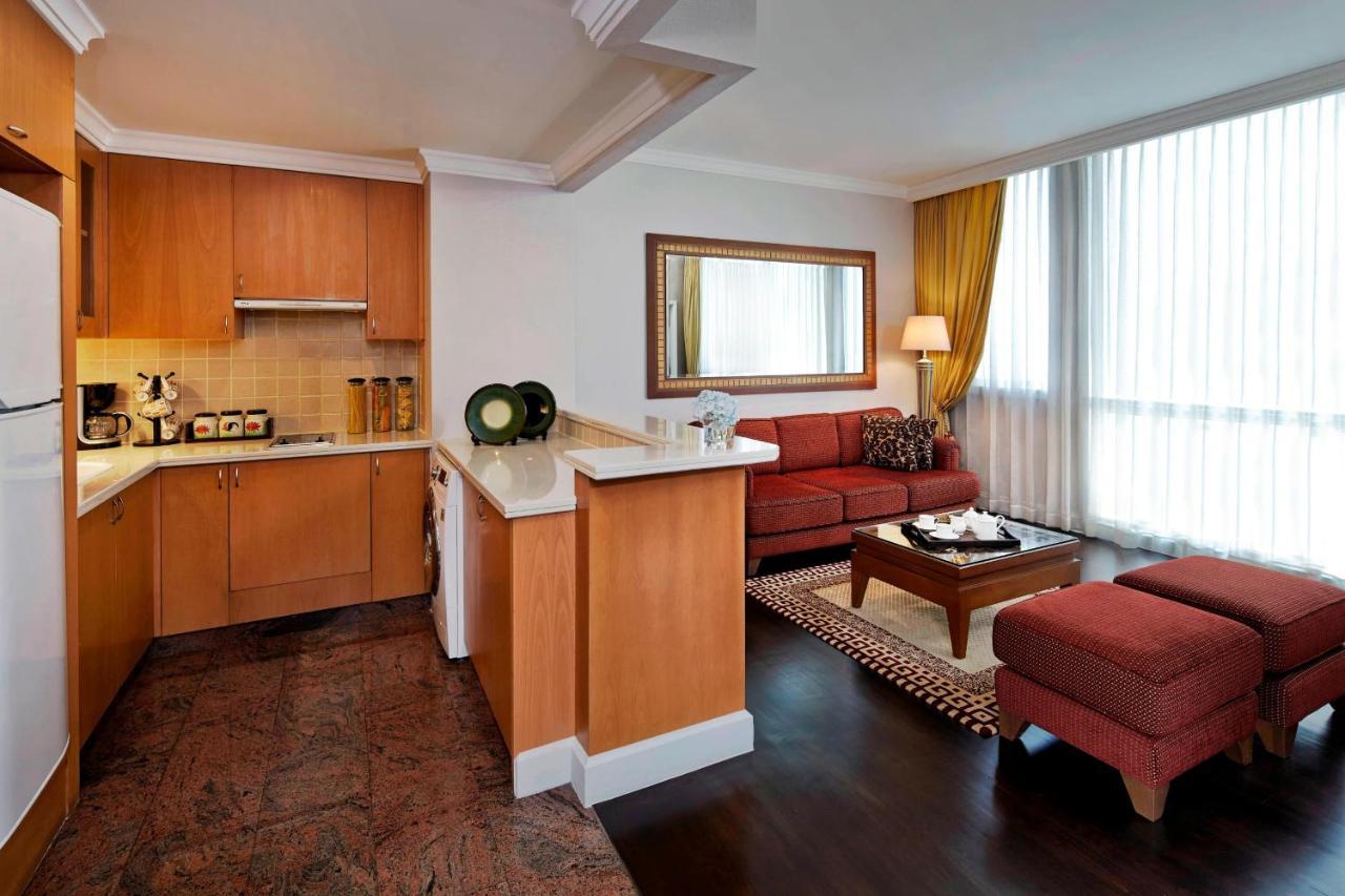 Marriott Executive Mayfair Hotel 5*