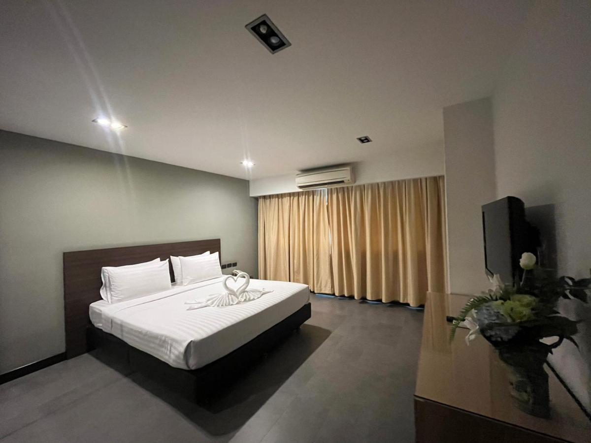 14 Living Hotel 3*
