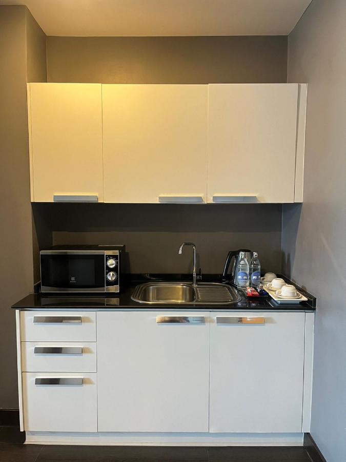14 Living Hotel 3*