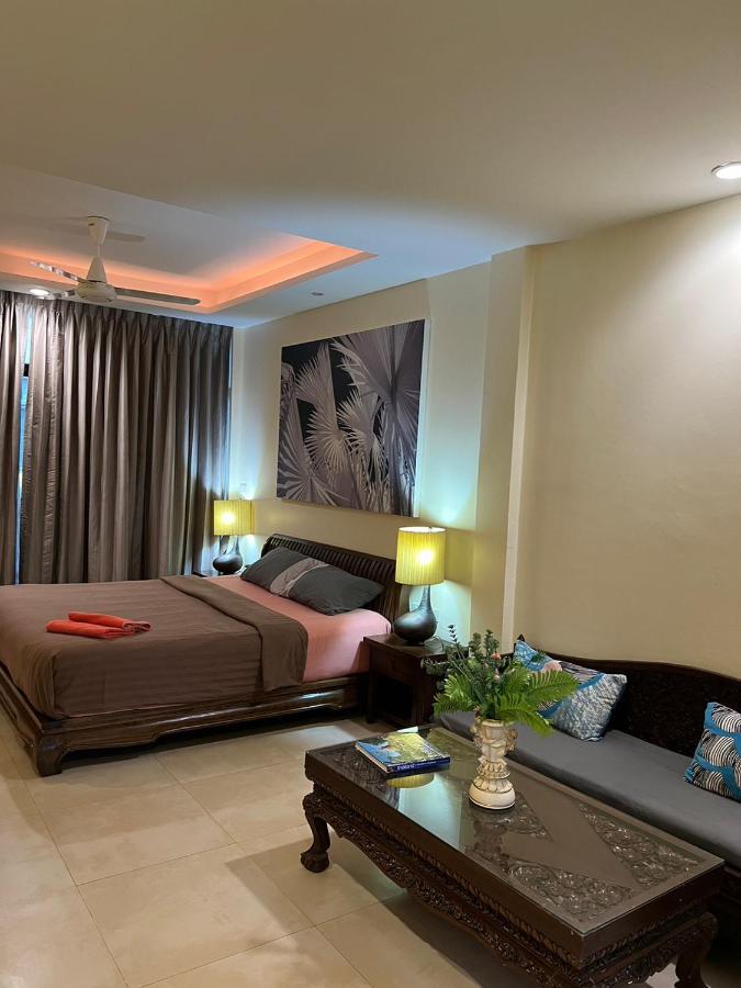 Blue Chang House Guest house