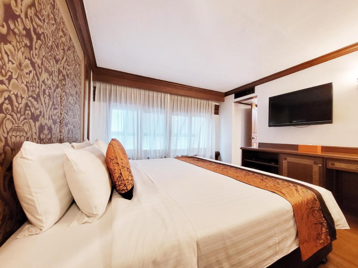 Hotel Lotus Sukhumvit 33 By Compass Hospitality