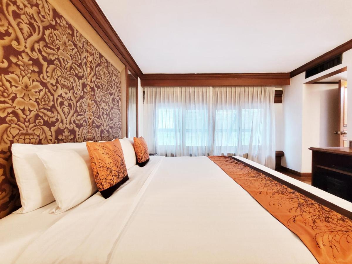 Lotus Sukhumvit 33 By Compass Hospitality Bangkok