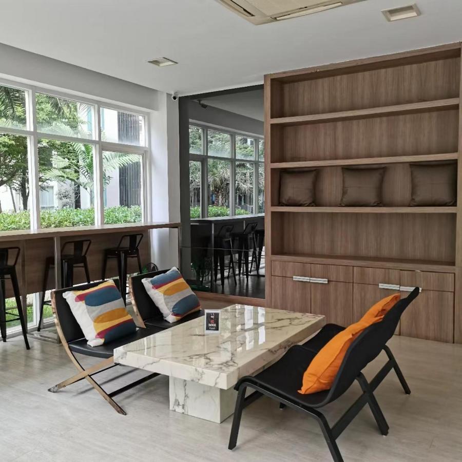 Elements Srinakarin Apartment Bangkok