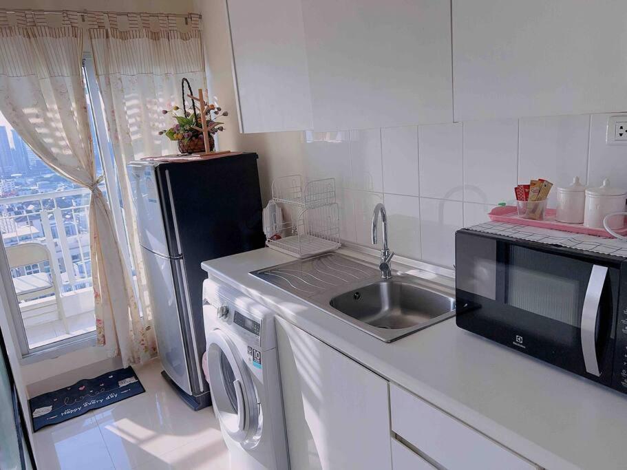 High Rise Luxury 1bed Roof Pool 2 Minmrt Apartemen *