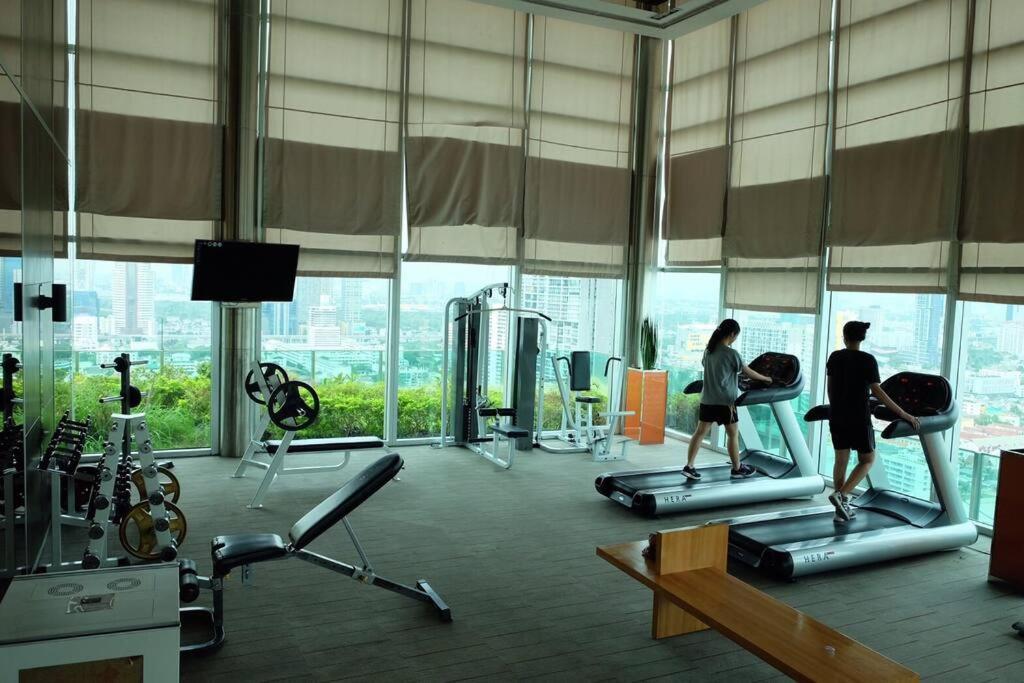 Apartemen High Rise Luxury 1bed Roof Pool 2 Minmrt *