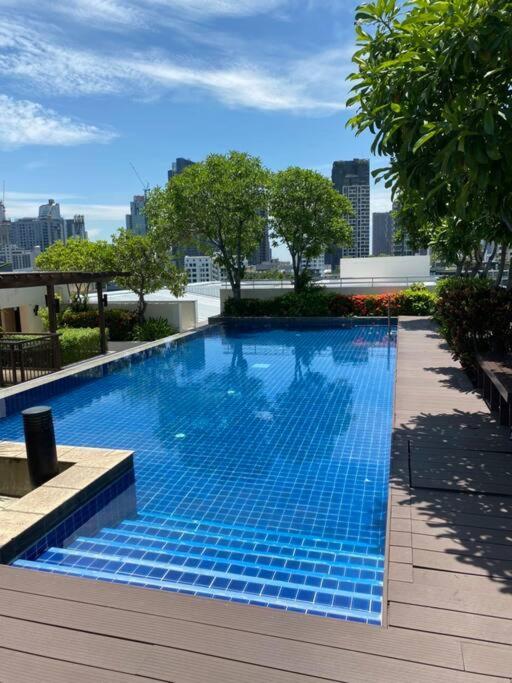 Delightful In Location At Sukhumvit 49 *