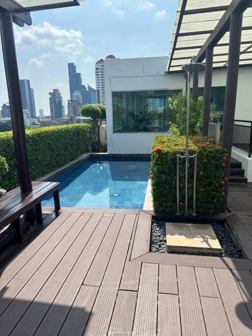 Delightful In Location At Sukhumvit 49 Bangkok