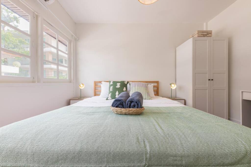 Oasis Townhouse In The Perfect Location *