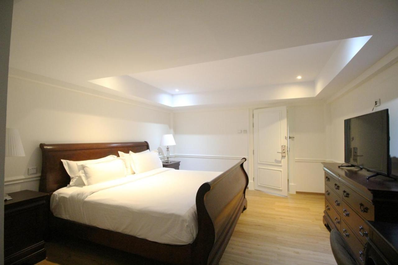 Sasha House Aparthotel