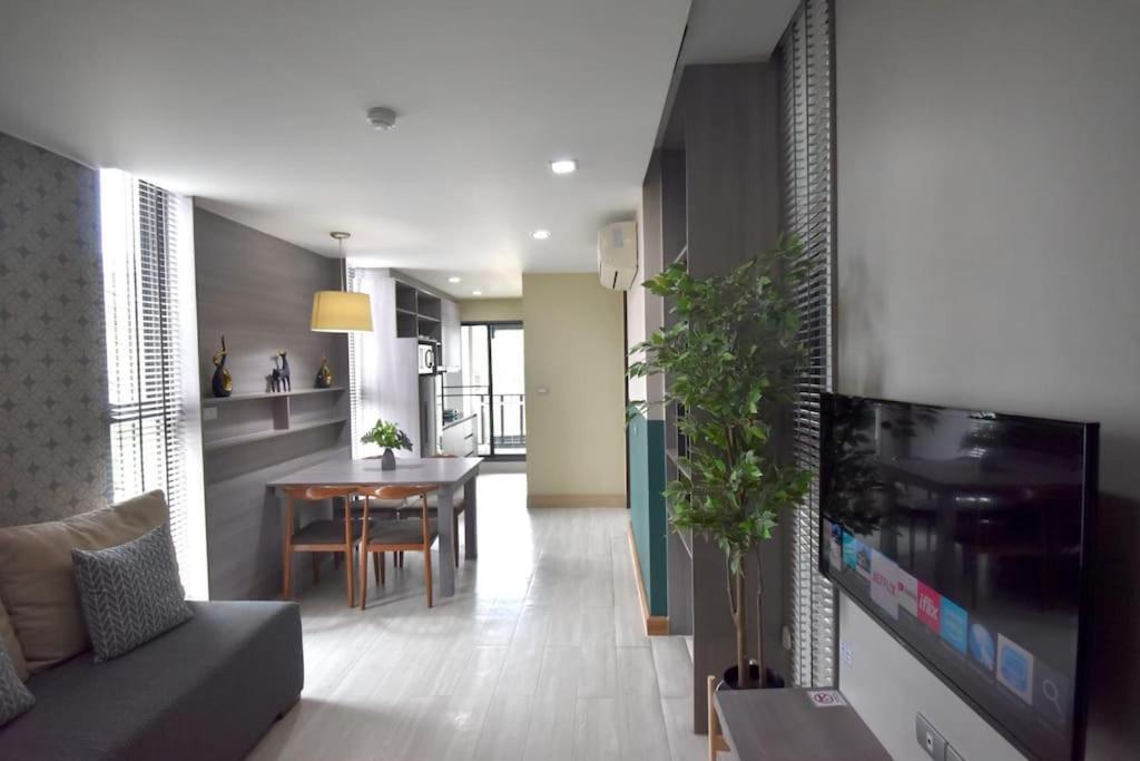 Apartment Qube Suites Sukhumvit46 Superior 2 Bedroom 206 *