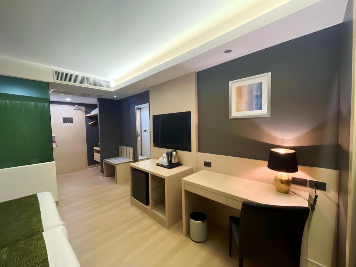 Icheck Nana Hotel