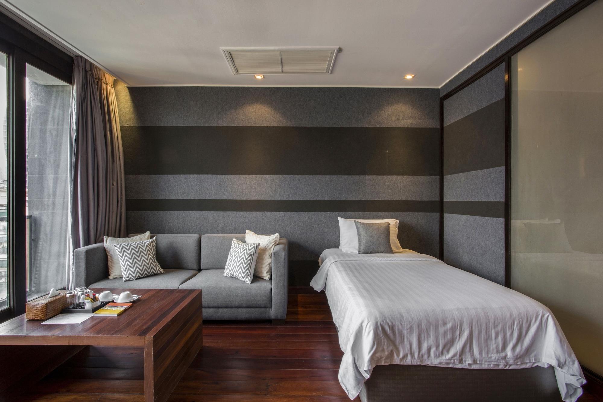 Luxx Langsuan 4*